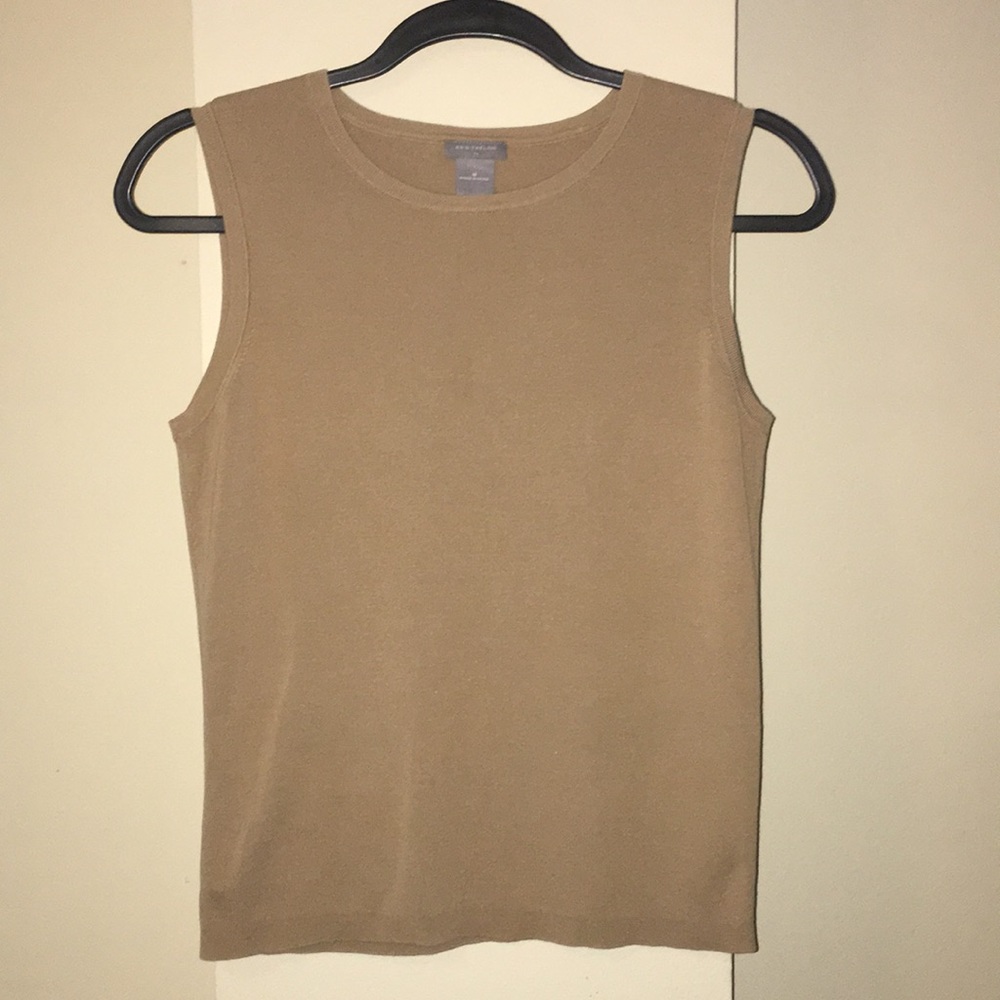 Ann Taylor sleeveless shirt.